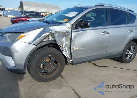 2016 Toyota Rav4 Le z USA, uszkodzony, nr VIN 2T3ZFREV2GW301986